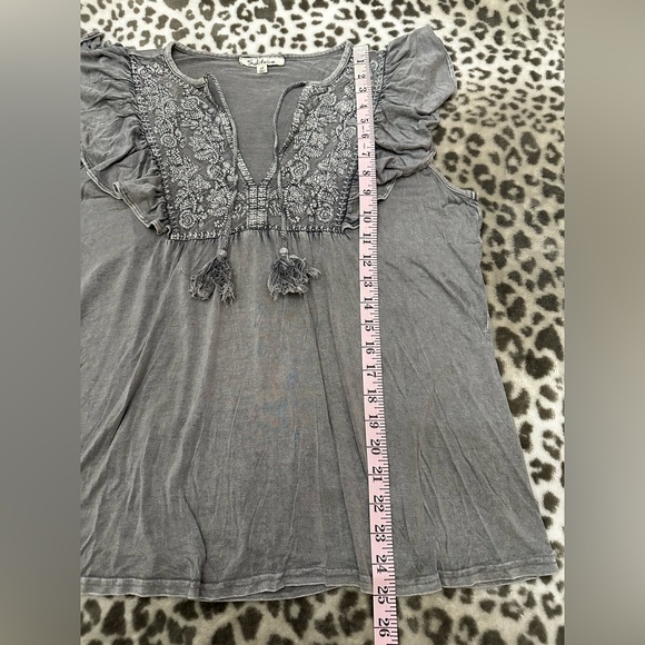 Solitaire Embroidered Boho Peasant Top in Gray Size Medium - Picture 15 of 17
